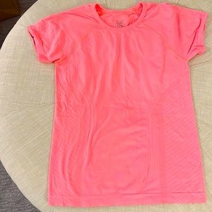Athleta Girl Power up T size 12